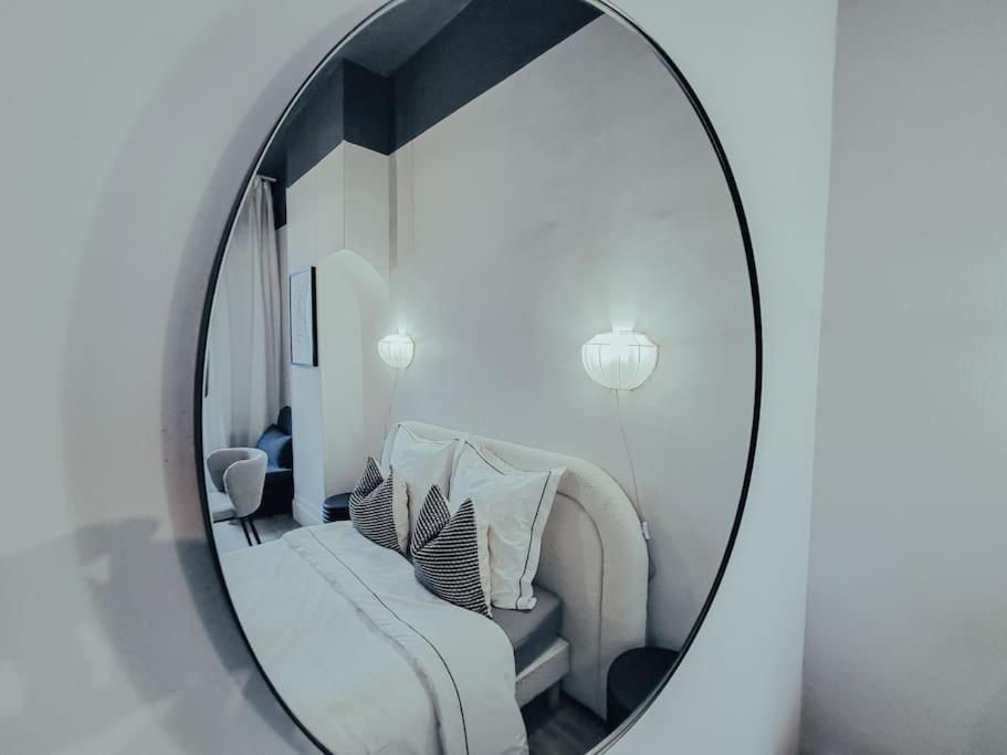 Suite Opium Lyon Exteriör bild