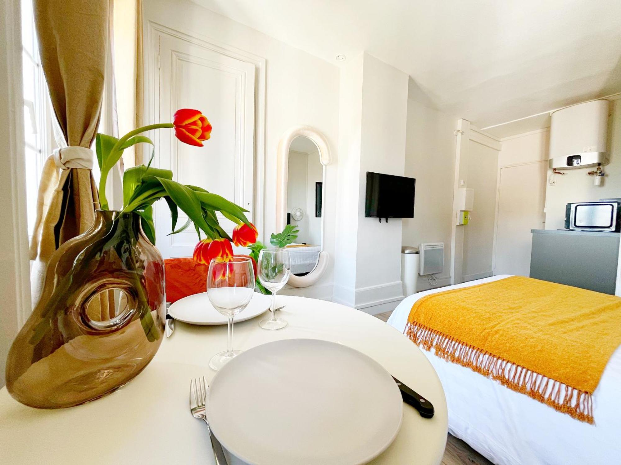 Suite Opium Lyon Exteriör bild