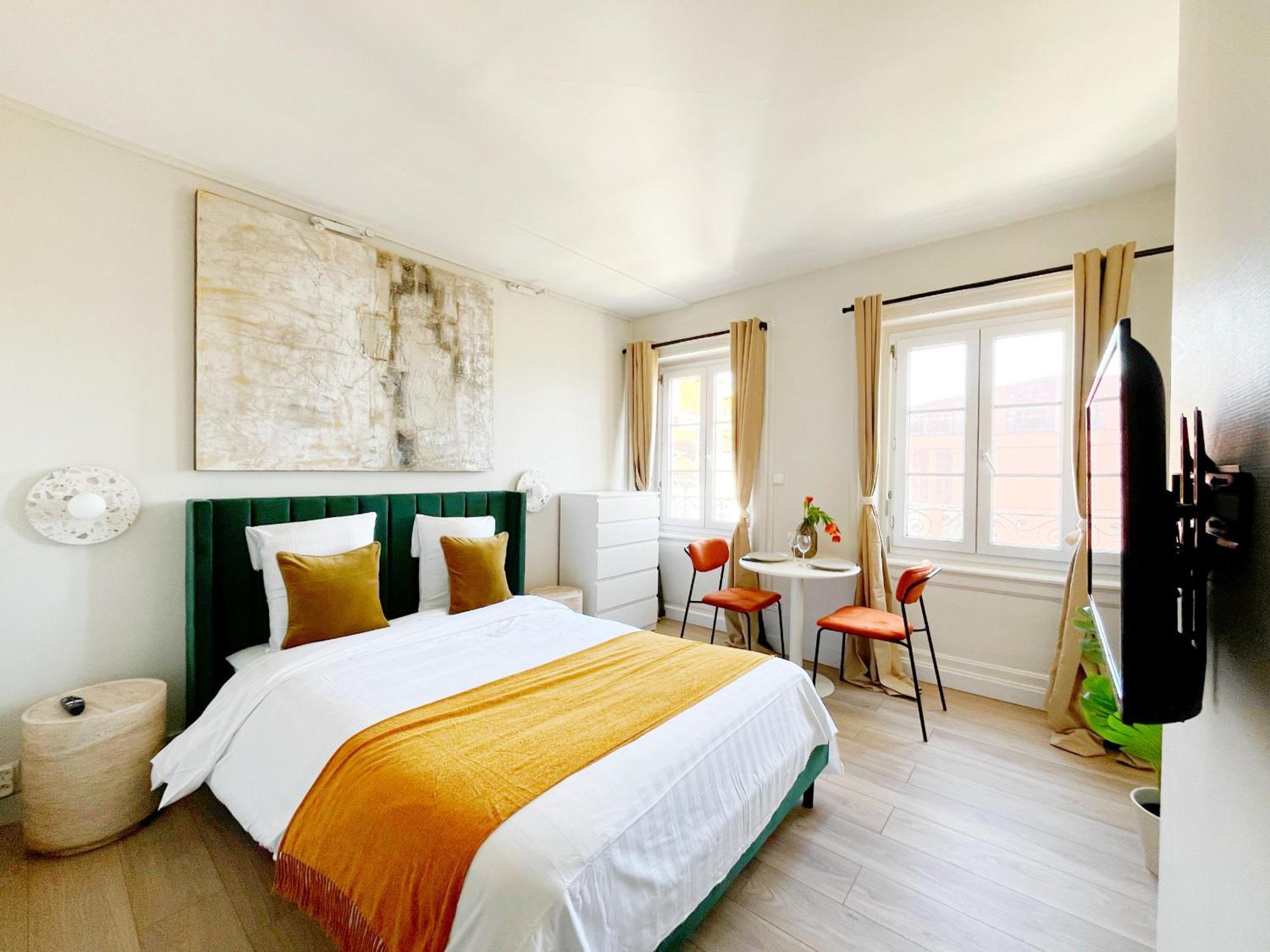 Suite Opium Lyon Exteriör bild