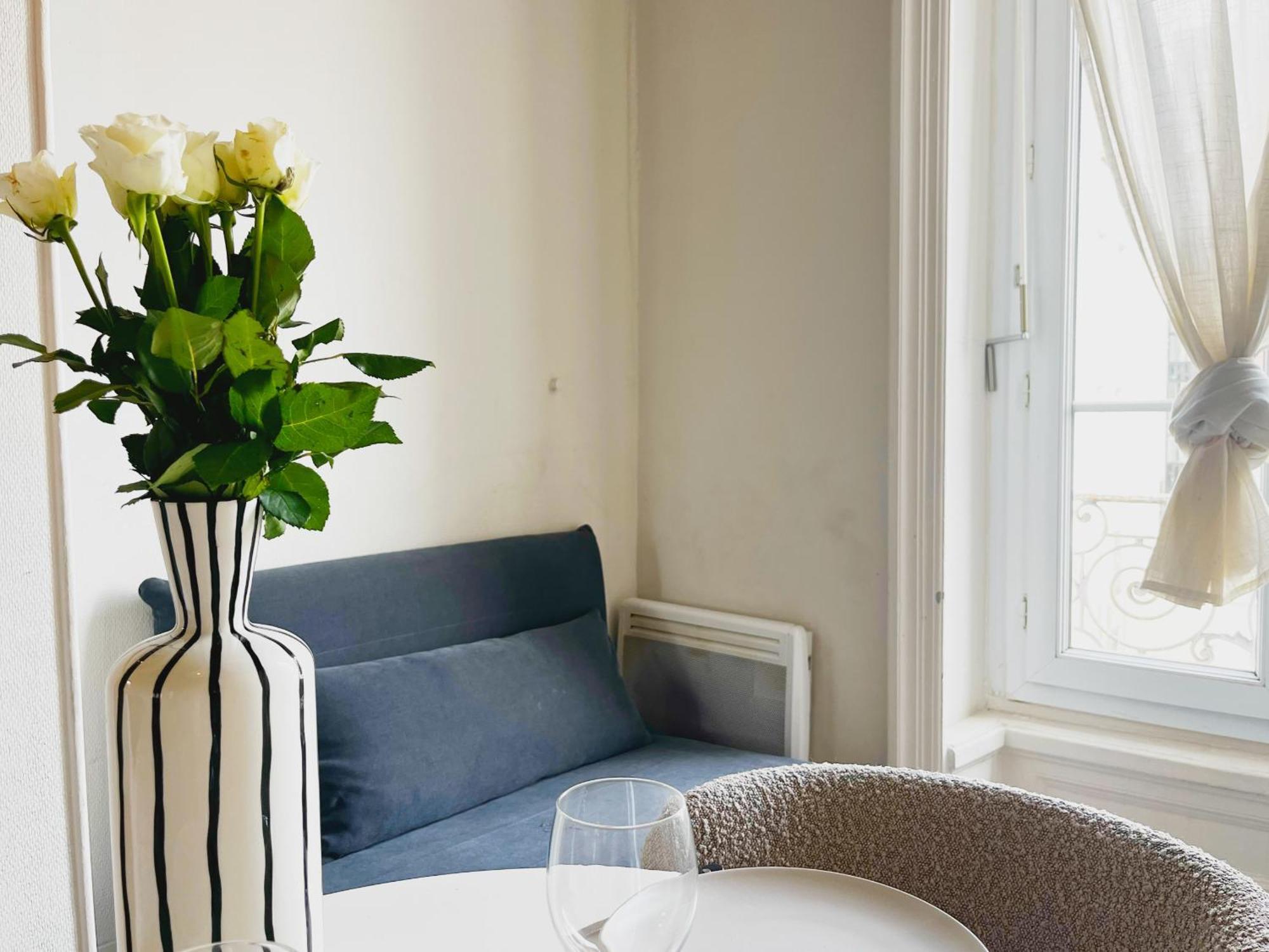 Suite Opium Lyon Exteriör bild
